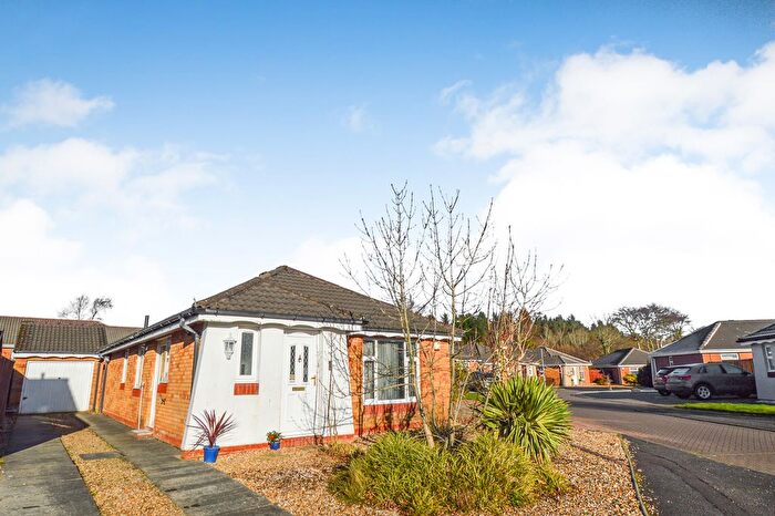 3 Bedroom Detached Bungalow For Sale In Wardlaw Gardens, Lawthorn, Irvine, KA11