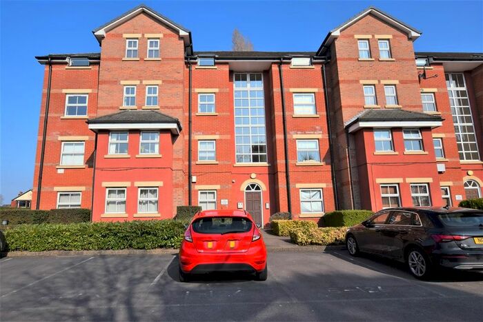 2 Bedroom Flat To Rent In School Lane, Didsbury, Manchester, M20