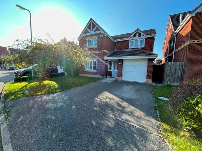 4 Bedroom Detached House For Sale In Meribel Close, Crosby, Liverpool, L23