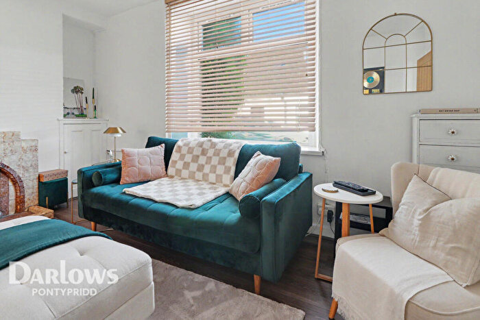 3 Bedroom End Of Terrace House For Sale In Rees Terrace, Pontypridd, CF37