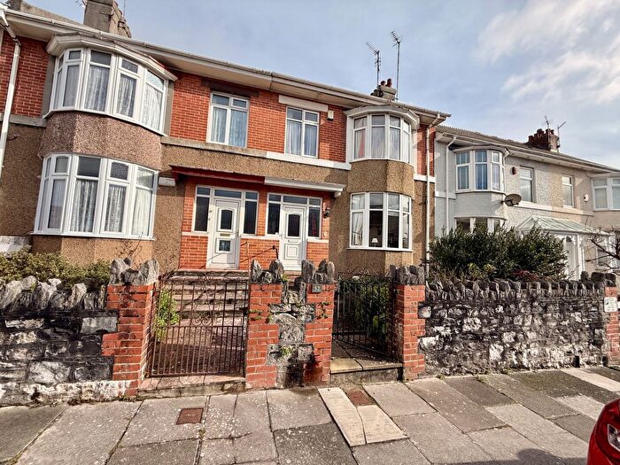 3 Bedroom Terraced House For Sale In Dale Gardens, Plymouth, PL4
