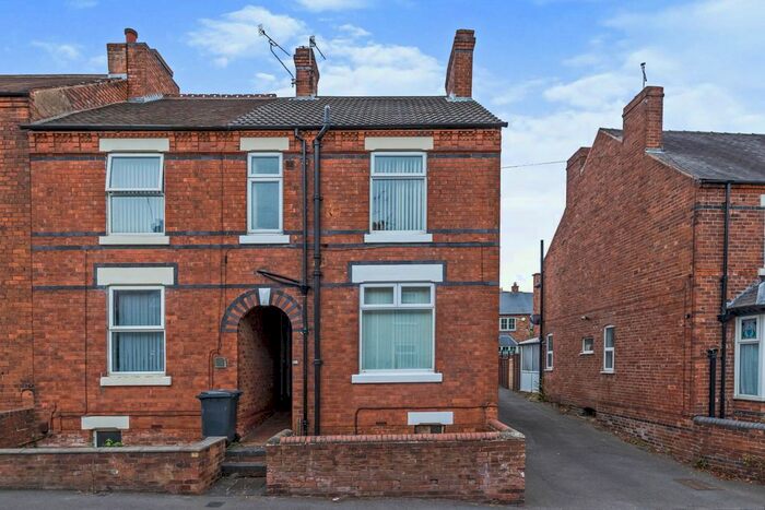 2 Bedroom End Of Terrace House To Rent In Newdigate Street, Kimberley, Nottingham, Nottinghamshire, NG16