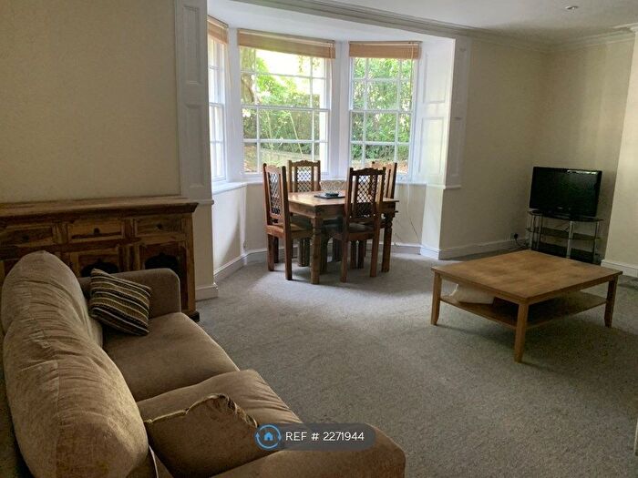 2 Bedroom Flat To Rent In Cotham Brow, Cotham, Bristol, BS6
