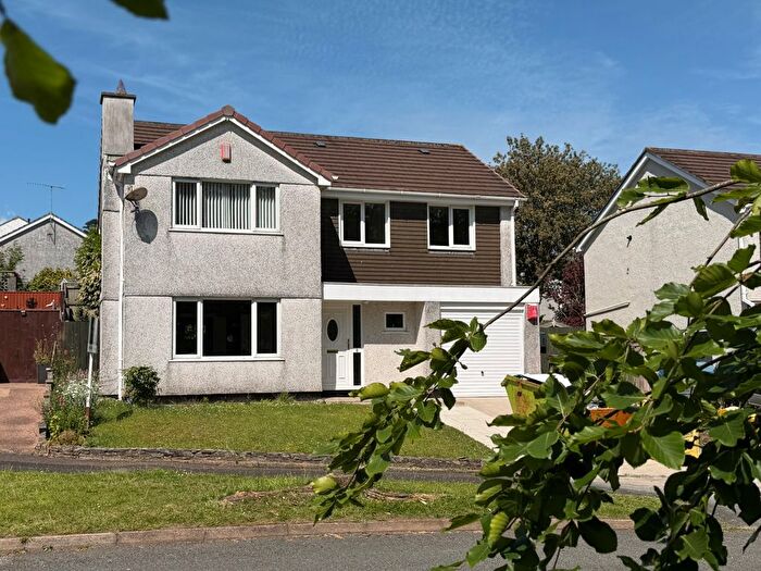 4 Bedroom Detached House For Sale In Rivers Close, Ivybridge, PL21