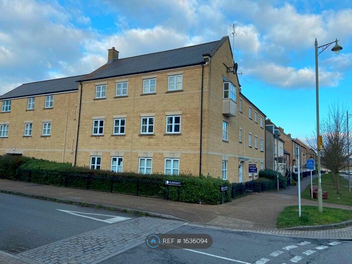 2 Bedroom Flat To Rent In Elmhurst Way, Carterton, OX18