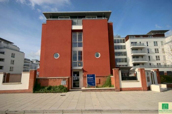 2 Bedroom Flat To Rent In Watkin Road, Freemans Meadow, Leicester, LE2