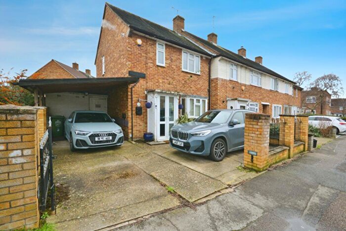 2 Bedroom End Of Terrace House For Sale In Bruce Way, Waltham Cross, EN8