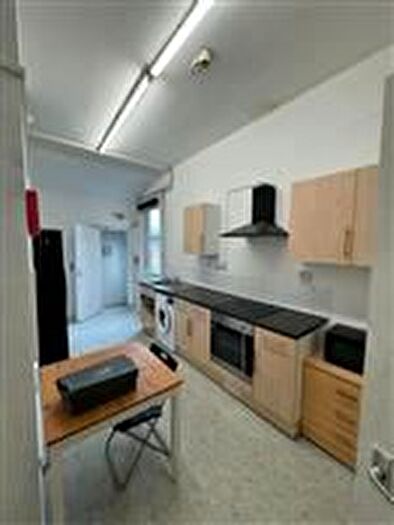 6 Bedroom Property To Rent In Kelso Road, LS2