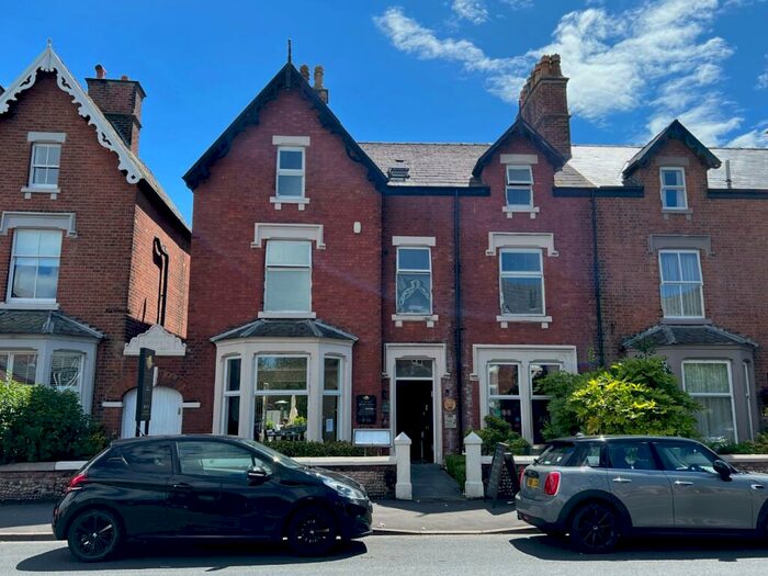 6 Bedroom Semi-Detached House For Sale In The Rooms, Church Road, FY8