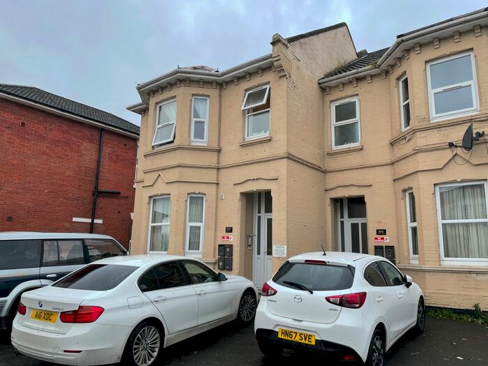 1 Bedroom Flat To Rent In Shirley Road, Shirley, Southampton, SO15