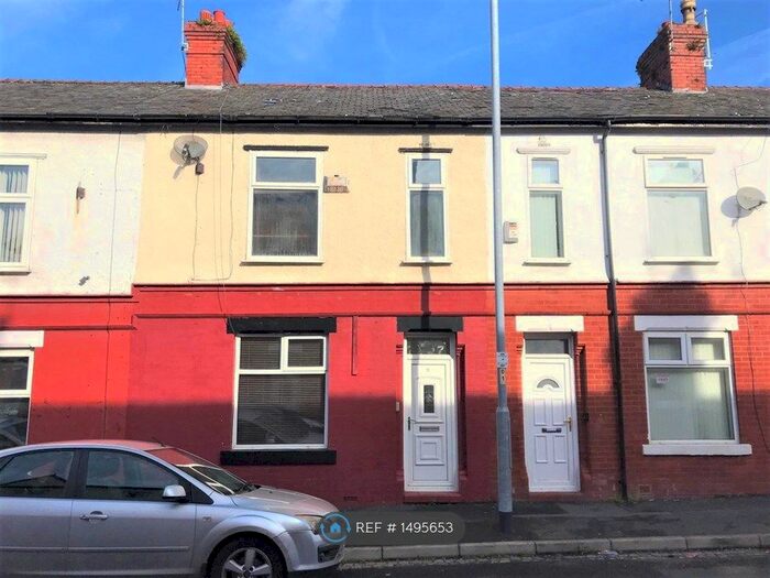 3 Bedroom Terraced House To Rent In Essex Road, Manchester, M18