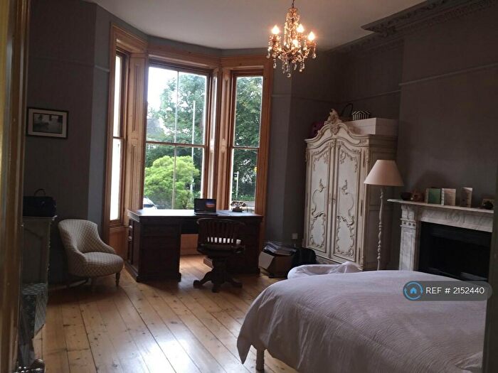 2 Bedroom Flat To Rent In Church Road, London, SE19