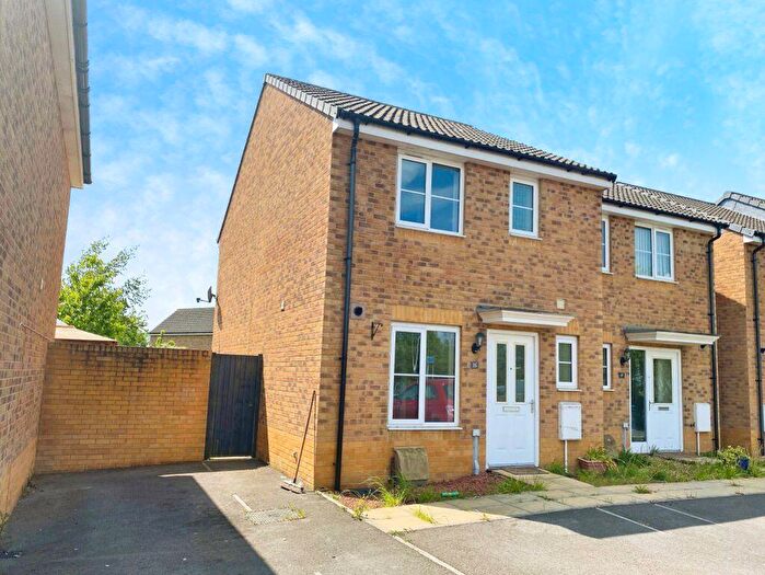 3 Bedroom House To Rent In Heol Tre Dwr, Waterton, Bridgend, CF31