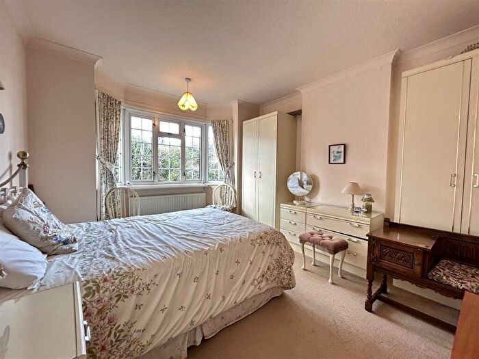 3 Bedroom Detached House For Sale In Banners Lane, Halesowen, B63