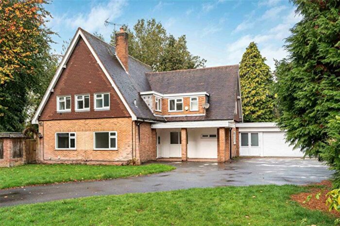 4 Bedroom Detached House To Rent In Blythewood Close, Knowle, Solihull, West Midlands, B93