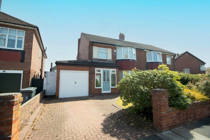 3 Bedroom Semi-Detached House To Rent In Shaftesbury Avenue, Whitley Bay, NE26