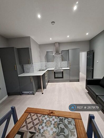 2 Bedroom Flat To Rent In Paynes Lane, Coventry, CV1