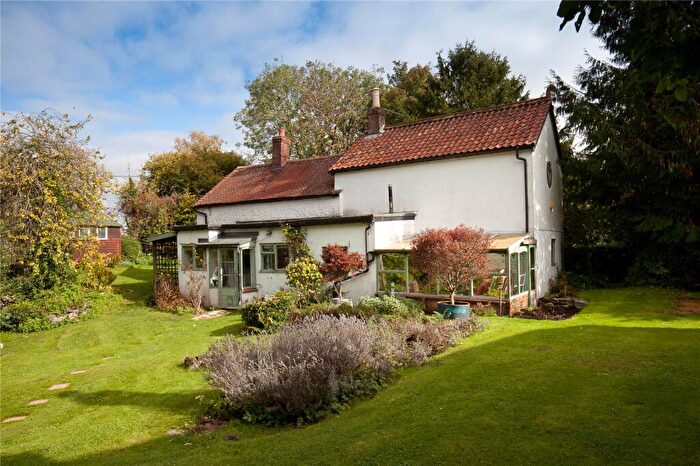 3 Bedroom Detached House For Sale In Newtown, Farnham, Blandford Forum, Dorset, DT11