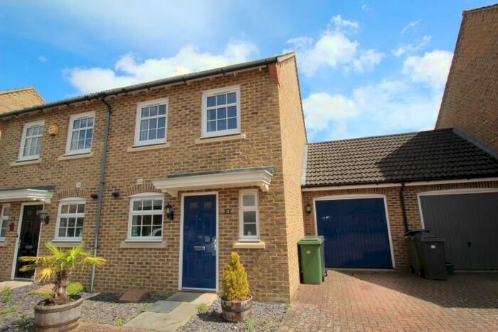 2 Bedroom Terraced House To Rent In Allington Rise, Sherfield-On-Loddon, RG27