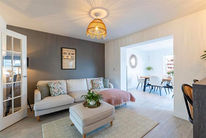 5 Bedroom Detached House For Sale In Benton Road, Auchterarder, PH3
