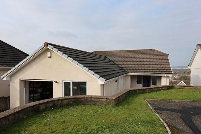 3 Bedroom Detached House To Rent In Creaz An Bre, Foxhole, St Austell, PL26
