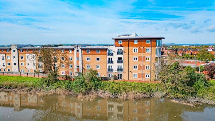 2 Bedroom Flat To Rent In Manley Gardens, Bridgwater, TA6