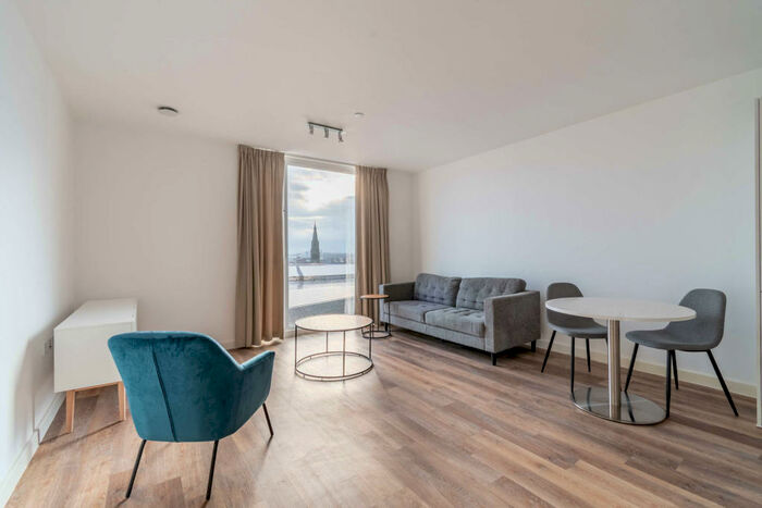 2 Bedroom Flat To Rent In The Wullcomb, Highcross Street, , Furnished, LE1