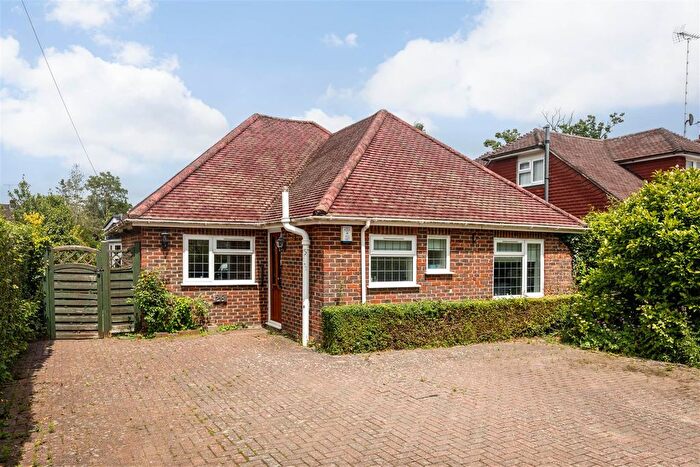 2 Bedroom Bungalow For Sale In Chestnuts Close, Lindfield, RH16