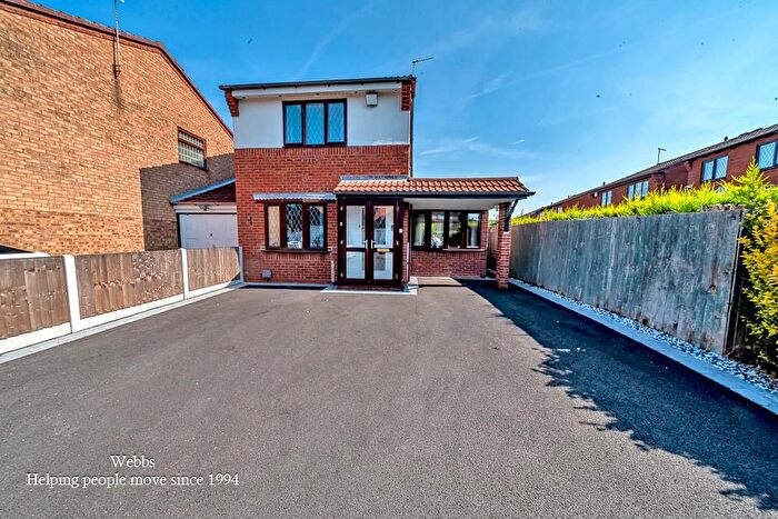 2 Bedroom Detached House For Sale In Walton Heath, Walsall, WS3