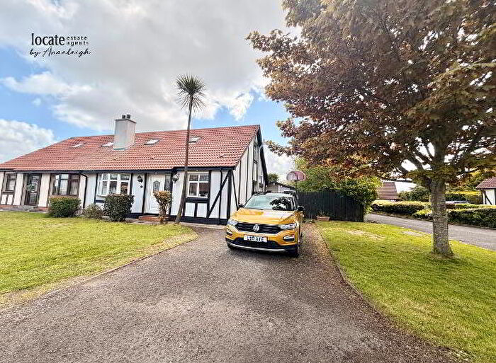 4 Bedroom Semi-detached Chalet Bungalows For Sale In Templegrove, Derry, BT48