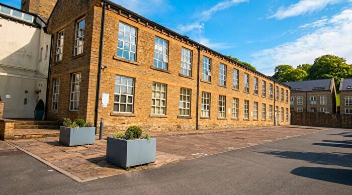 1 Bedroom Apartment To Rent In The Park, Kirkburton, HD8