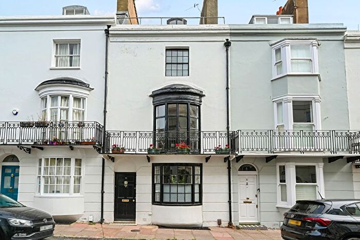 6 Bedroom Terraced House For Sale In Burlington Street, Brighton, BN2