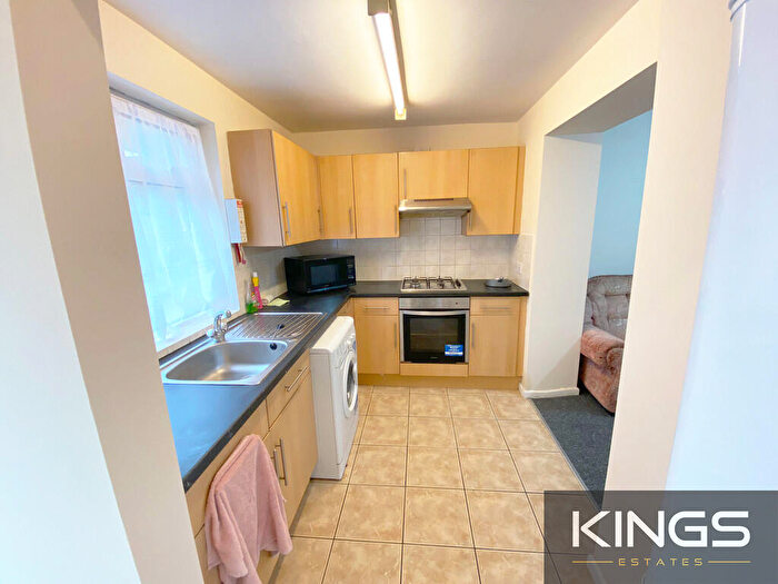 5 Bedroom Semi-Detached House To Rent In Burgess Road, Southampton, SO16