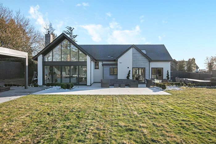 4 Bedroom Detached House For Sale In The Water Gardens, Henley-In-Arden, B95