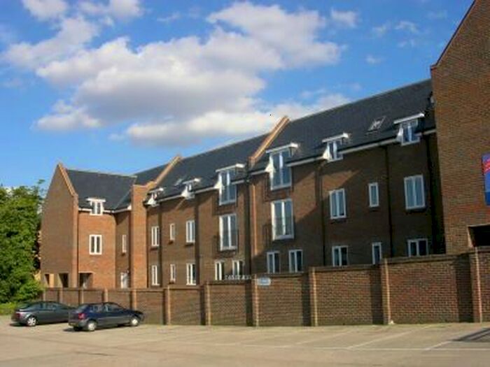 2 Bedroom Flat To Rent In Sillence Court, Upper King Street, Royston, SG8