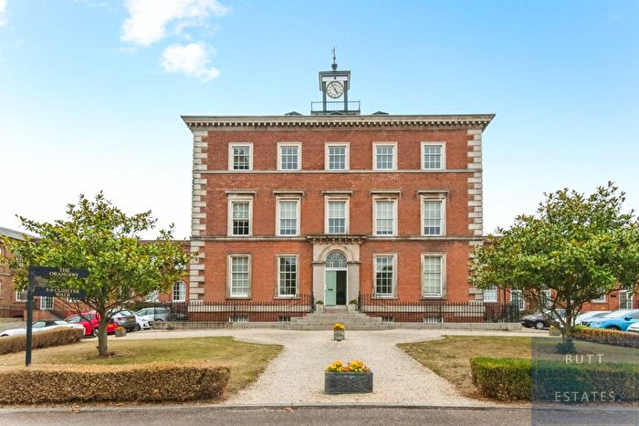 2 Bedroom Apartment For Sale In Mansion House, Devington Park, Exminster, Exeter, EX6