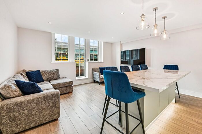 3 Bedroom Flat To Rent In Romney House, Marsham Street, SW1P