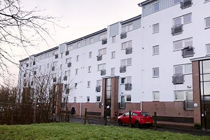 2 Bedroom Flat To Rent In Curle Street, Glasgow, G14