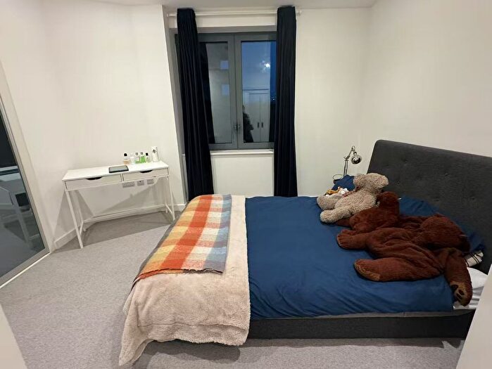 1 Bedroom Flat To Rent In London, E3