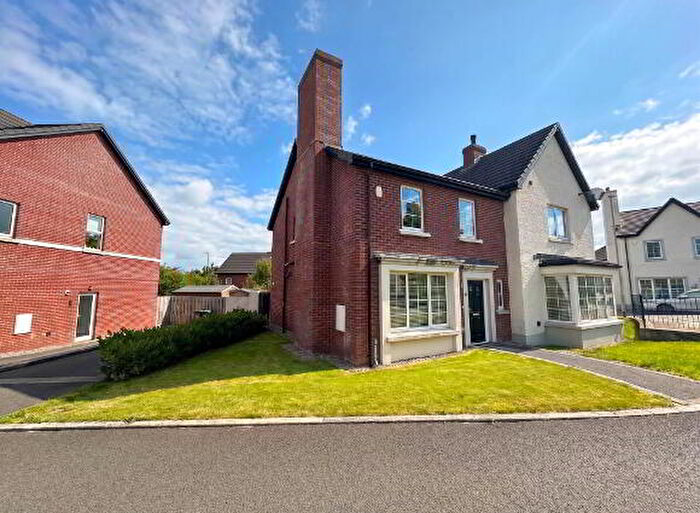 3 Bedroom Semi-Detached House For Sale In Fairfields Manor, Lisburn, BT28
