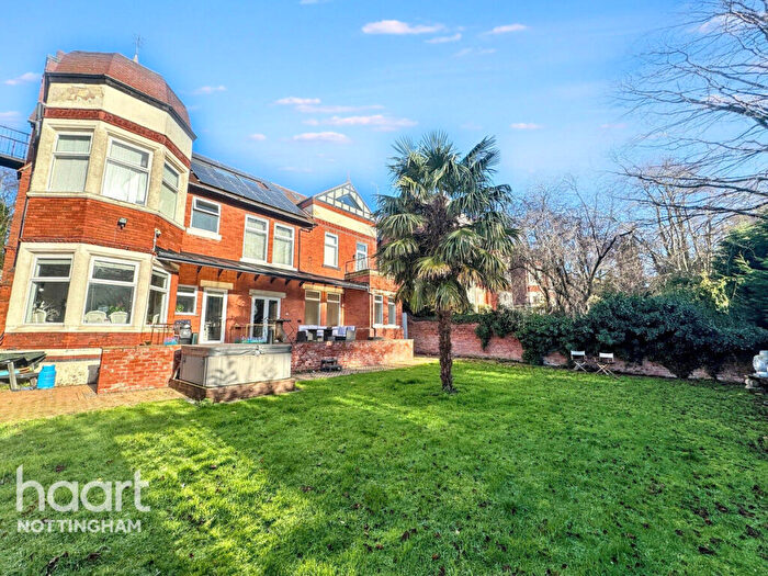 3 Bedroom Apartment For Sale In Magdala Road, Nottingham, NG3