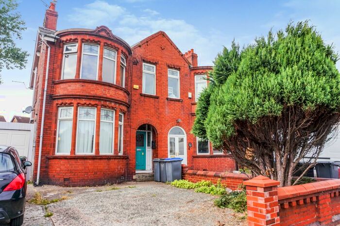 1 Bedroom Flat To Rent In Devonshire Road, Blackpool, FY3