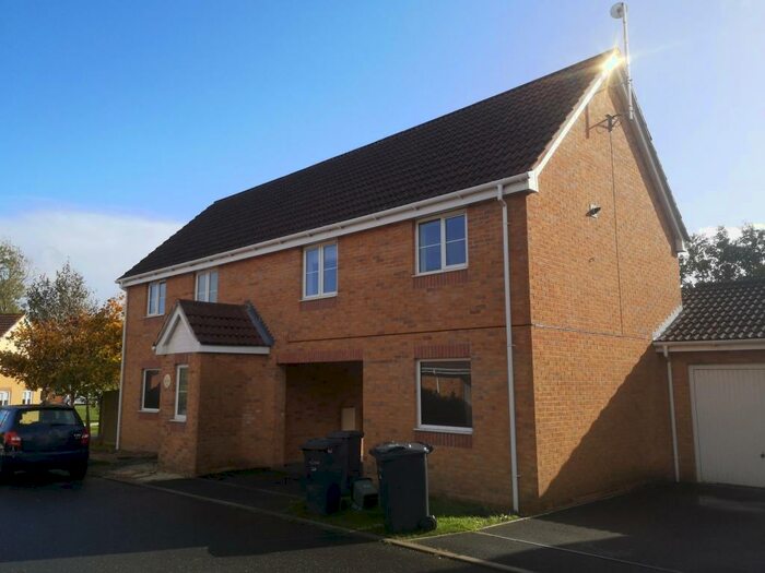 1 Bedroom Apartment To Rent In Brickfield Close, Newport, PO30