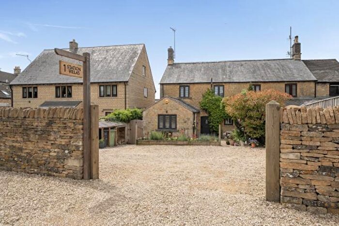 3 Bedroom Semi-Detached House For Sale In Station Villas, Cheltenham, GL54