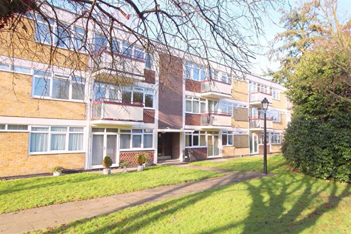 1 Bedroom Apartment To Rent In Ifield Drive, Ifield, RH11
