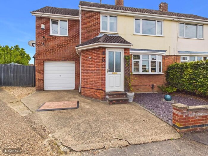 4 Bedroom Semi-Detached House For Sale In Abthorpe Avenue, Northampton, Northamptonshire, NN2