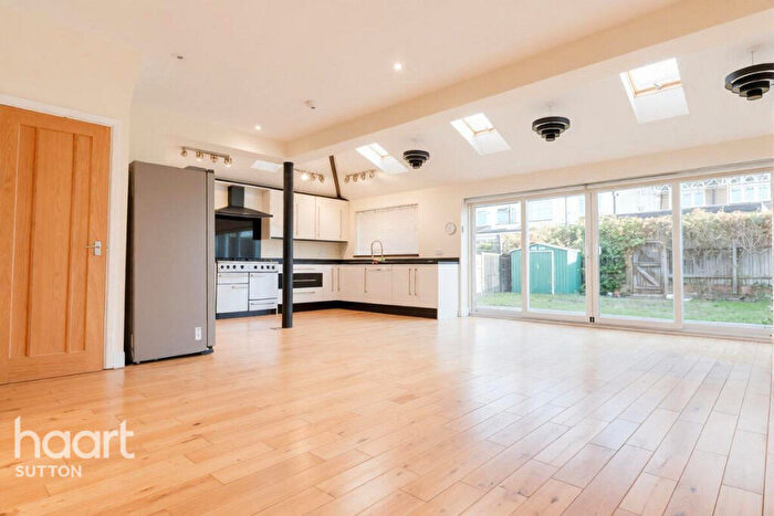 3 Bedroom Semi-Detached House To Rent In Godalming Avenue, Wallington, SM6