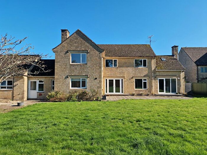 4 Bedroom Detached House To Rent In Silver Street, South Cerney, Cirencester, GL7