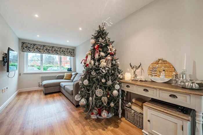 3 Bedroom Semi-Detached House For Sale In Woodruff Road, Thetford, IP24