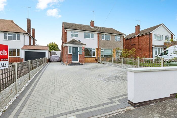 3 Bedroom Semi Detached House For Sale In The Bridle, Glen Parva, Leicester, LE2